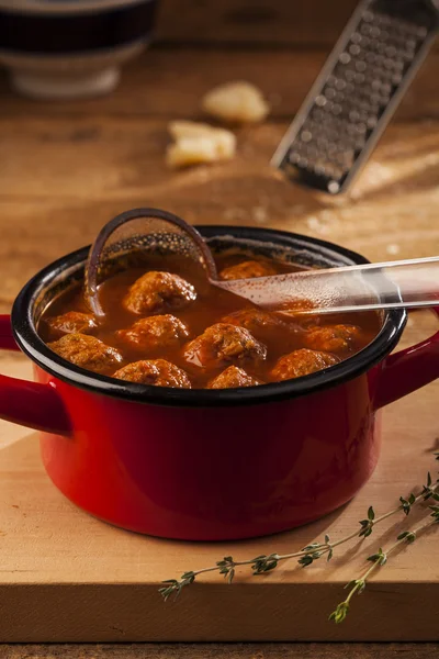 Meatballs in pan — Stock Photo, Image