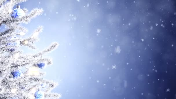 Parlak Işık Çelenkleri Topları Yıldızlarıyla Süslenmiş Noel Ağacı — Stok video