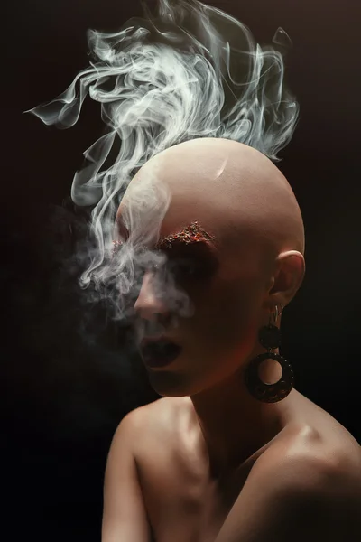 Baldhead woman — Stock Photo, Image