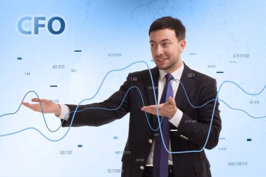 İş, Teknoloji, İnternet ve ağ konsepti. Genç işadamı geleceğin sanal ekranı üzerinde çalışıyor ve yazıyı görüyor: