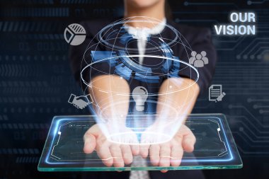 İş, Teknoloji, İnternet ve ağ konsepti. Genç işadamı geleceğin sanal bir ekranı üzerinde çalışıyor ve yazıyı görüyor:
