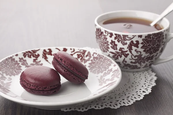 Claret macaroons — Stock Photo, Image