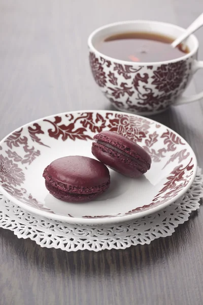 Claret macaroons — Stock Photo, Image