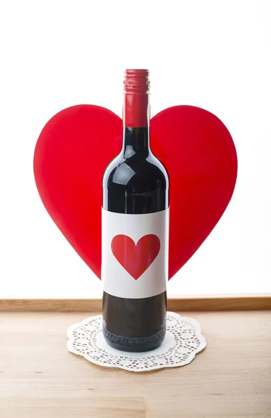Com amor. Coração. Dia dos Namorados. Vinho . — Fotografia de Stock