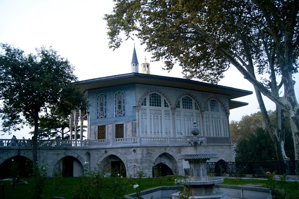 Topkapi pátio interno — Fotografia de Stock