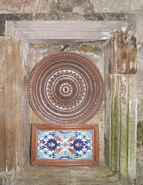 Traditionl placa y azulejo — Foto de Stock