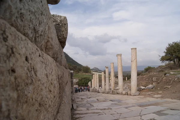 Руины колонн — стоковое фото