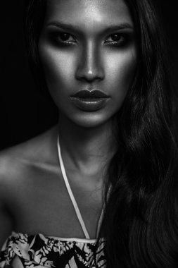 Latin Amerikalı genç kadın iç çamaşırı moda model model portre