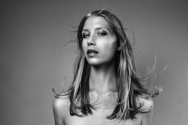 olağanüstü güzel sarışın genç kız moda model portre yakın çekim