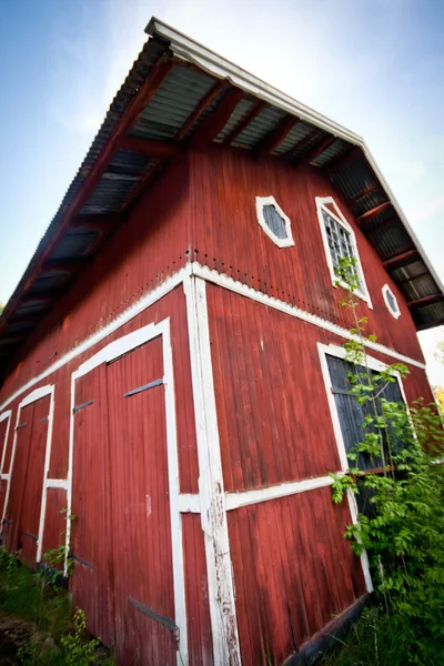 Red barn — Stock Photo, Image