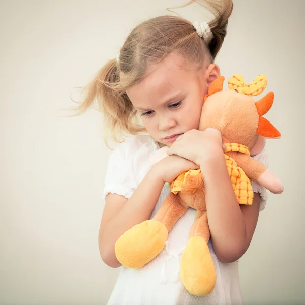 Retrato de criança triste — Fotografia de Stock