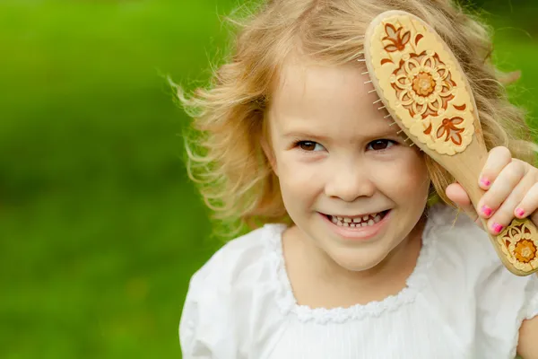 Portrait d'une fille heureuse — Photo