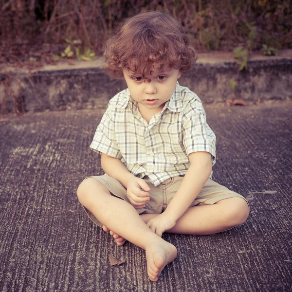 Porträt eines traurigen Jungen — Stockfoto