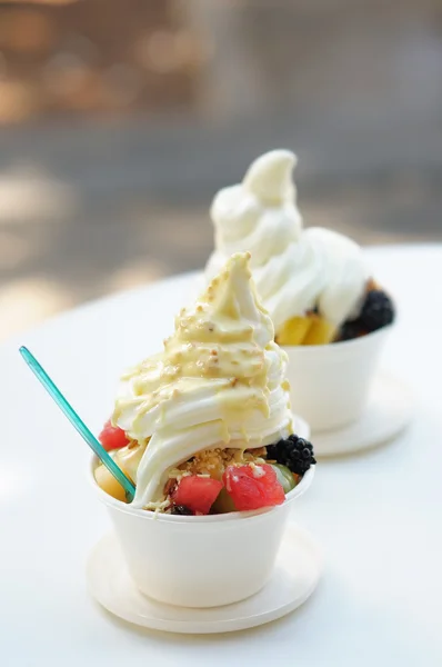 Zmrazené jogurt — Stock fotografie