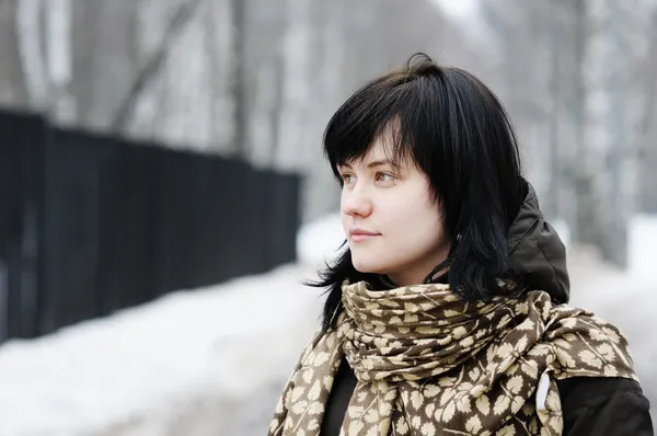 Young woman in winter — Stock Photo, Image