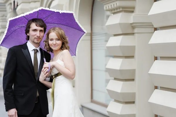 Bruid en bruidegom samen — Stockfoto