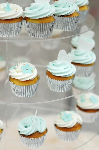 Colorful wedding cupcakes — Stock Photo, Image