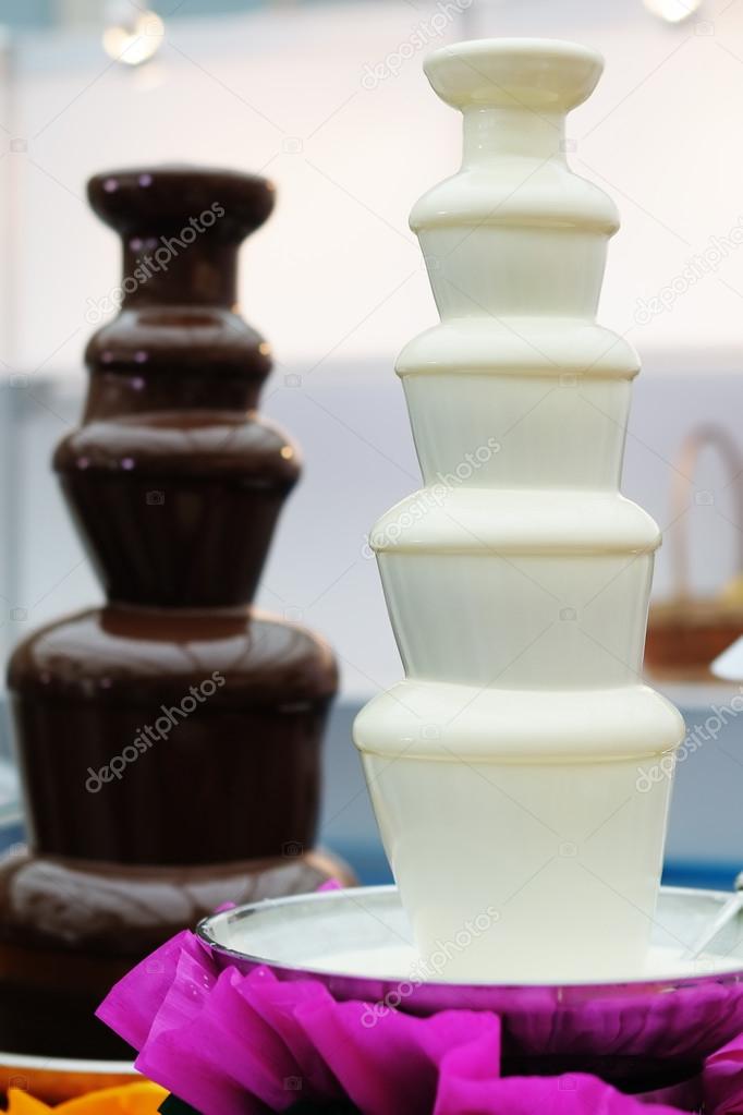 Delicious chocolate fondue fountains