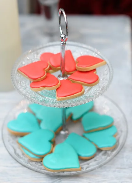 Delicious fancy mint and strawberry cookies — Stock Photo, Image