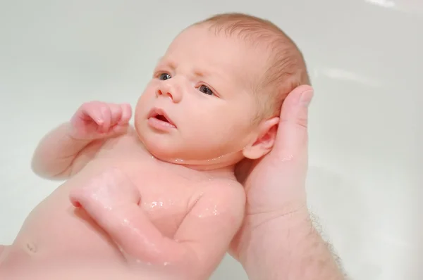 Newborn baby in bath — Stock Photo, Image