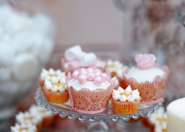 lezzetli düğün cupcakes