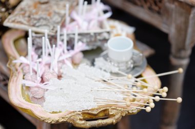 sopa ve pembe pop kek şeker