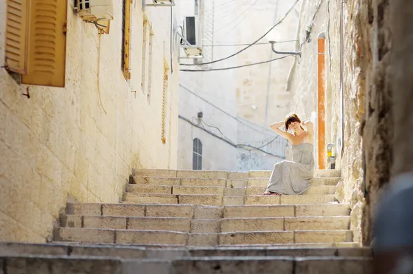 Jovem mulher em Jerusalém, Israel — Fotografia de Stock