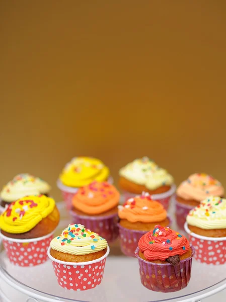 Bolinhos multicoloridos — Fotografia de Stock