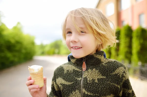 Little Boy Eating Tasty Ice Cream Outdoors Family Stroll Child — Zdjęcie stockowe