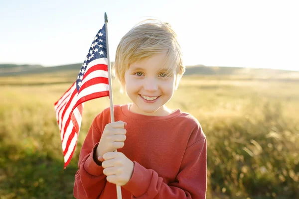 Cute Little Boy Celebrating July Independence Day Usa Sunny Summer — 스톡 사진