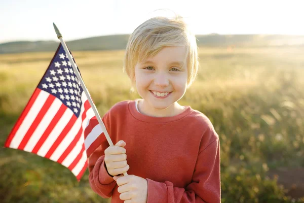 Cute Little Boy Celebrating July Independence Day Usa Sunny Summer — 스톡 사진