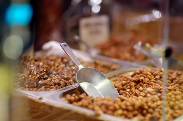 Selling Candied Nuts Krakow Christmas Market Street Food Snacks Sweets — Stok fotoğraf