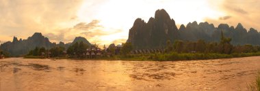 vang vieng görünümünü