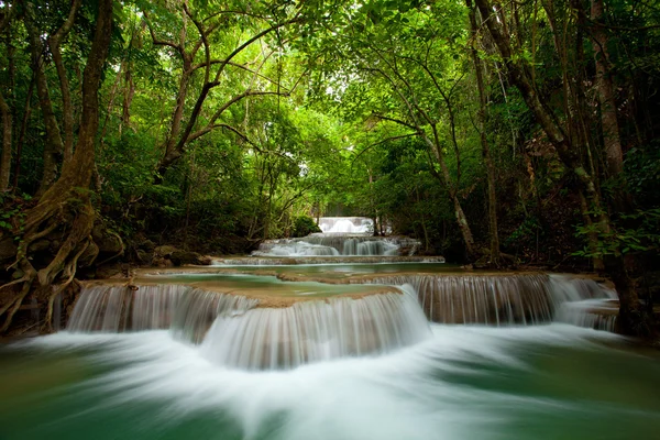 Deep forest Waterfall — Stock Photo, Image