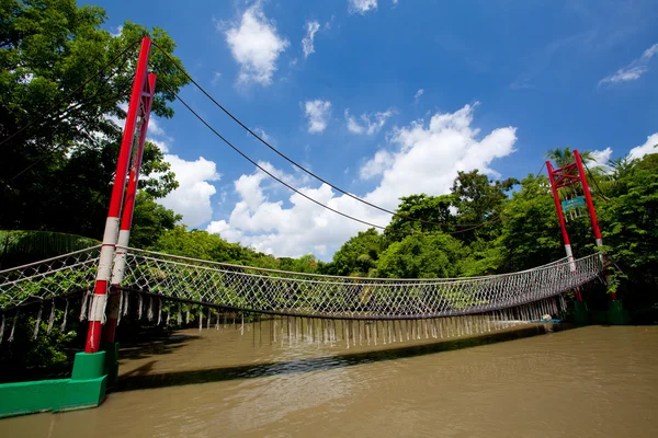 เดินผ่านเชือก — ภาพถ่ายสต็อก