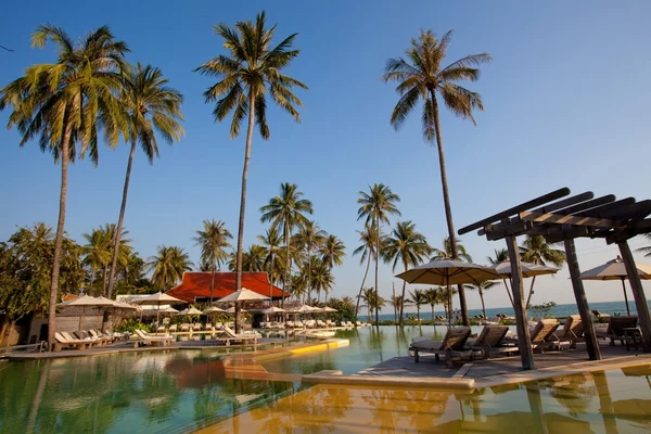 Swimming pool on the beach — Stock Photo, Image