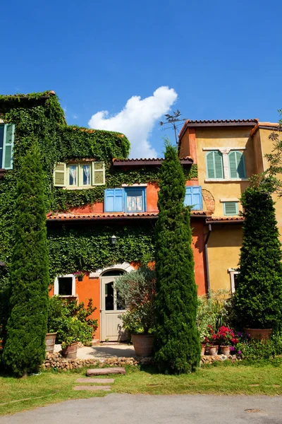 İtalya ev stili kaplı — Stok fotoğraf