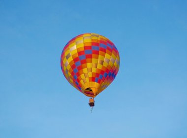 Gökyüzünde bir balon