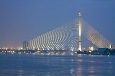 Chao phraya Nehri ve kablo Köprüsü
