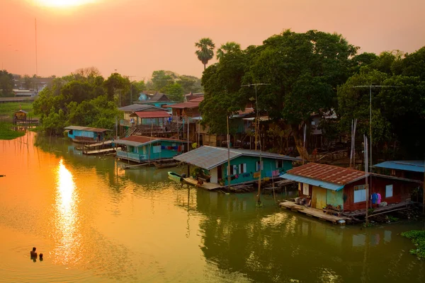 Rumah perahu di Thailand — Stok Foto