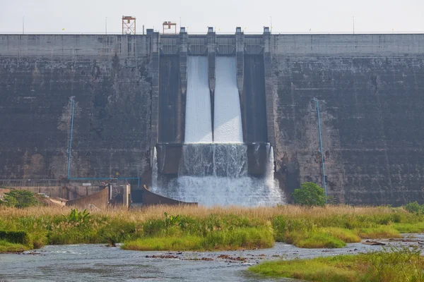 Barrage barrière d'eau — Photo