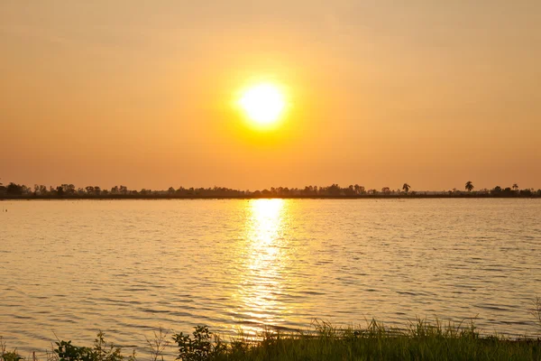 Lacul de vară — Fotografie, imagine de stoc