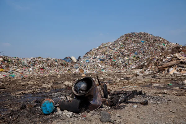 Mountain of garbage — Stock Photo, Image