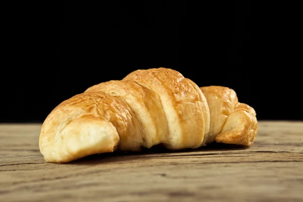 Croissant fresco crujiente — Foto de Stock