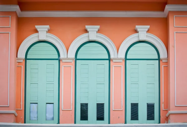 Green door — Stock Photo, Image