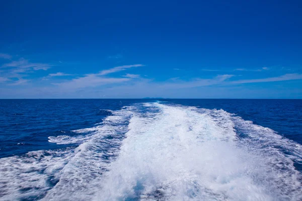 Velocidade barco hélice lavagem — Fotografia de Stock