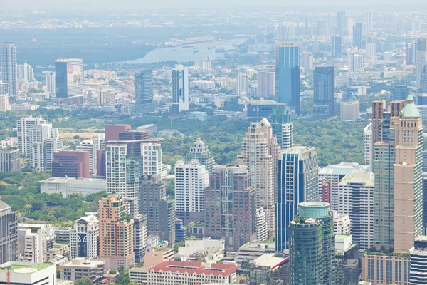 Blick auf Bangkok Stadt mit Wolken — Stockfoto