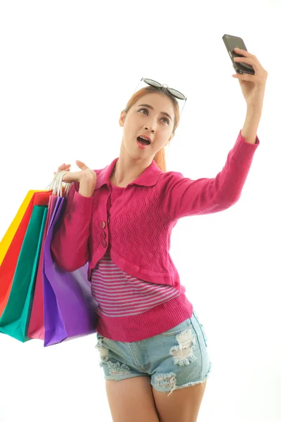 Einkaufsfrau fotografiert sich selbst — Stockfoto