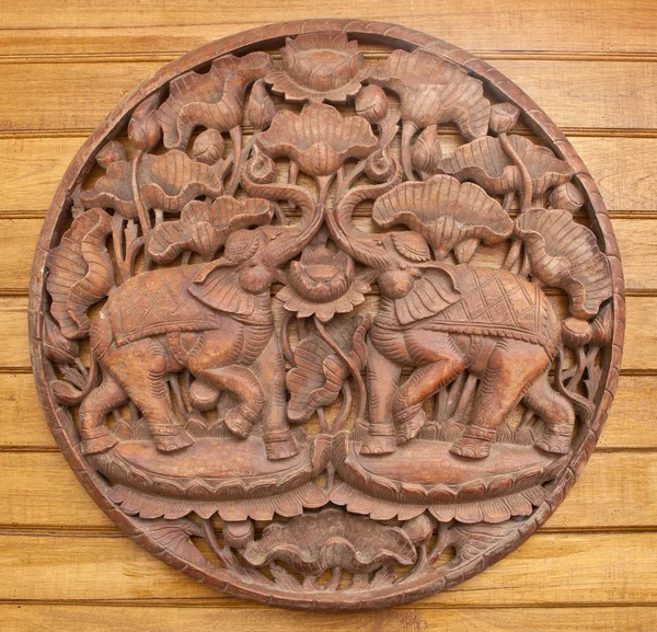 Carved Thai elephant — Stock Photo, Image