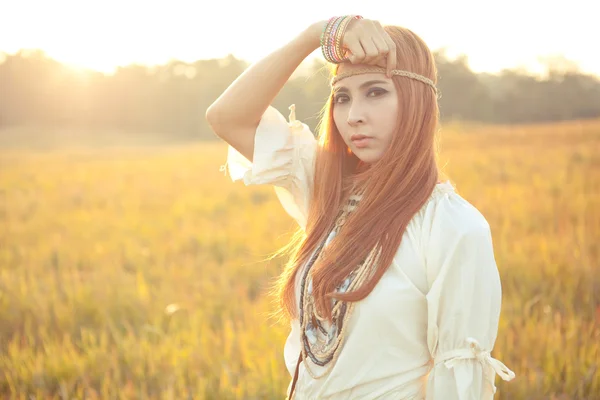 Hippie woman posing — Stock Photo, Image